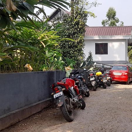 Le Farmhouse Munnar Anachal Buitenkant foto